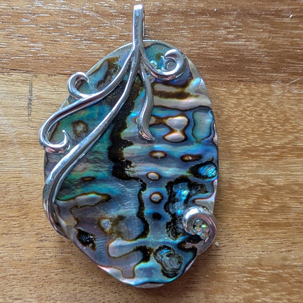 Beautiful Abalone Shell Wrapped in 925 Sterling Silver Pendant